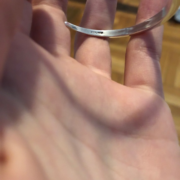 Sterling Silver Bracelet with blue triangle design - Picture 7 of 7